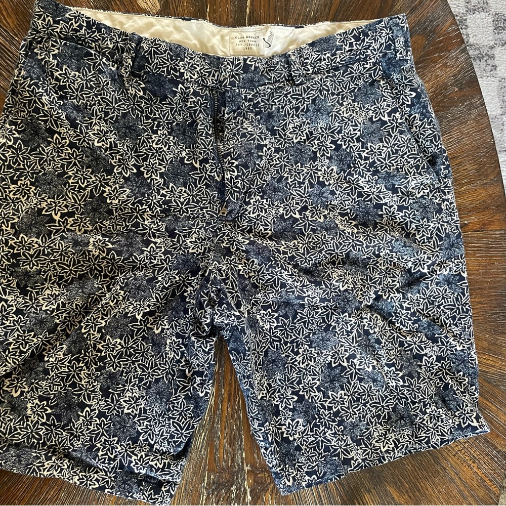 Club Monaco Blue and White Flat Front Shorts